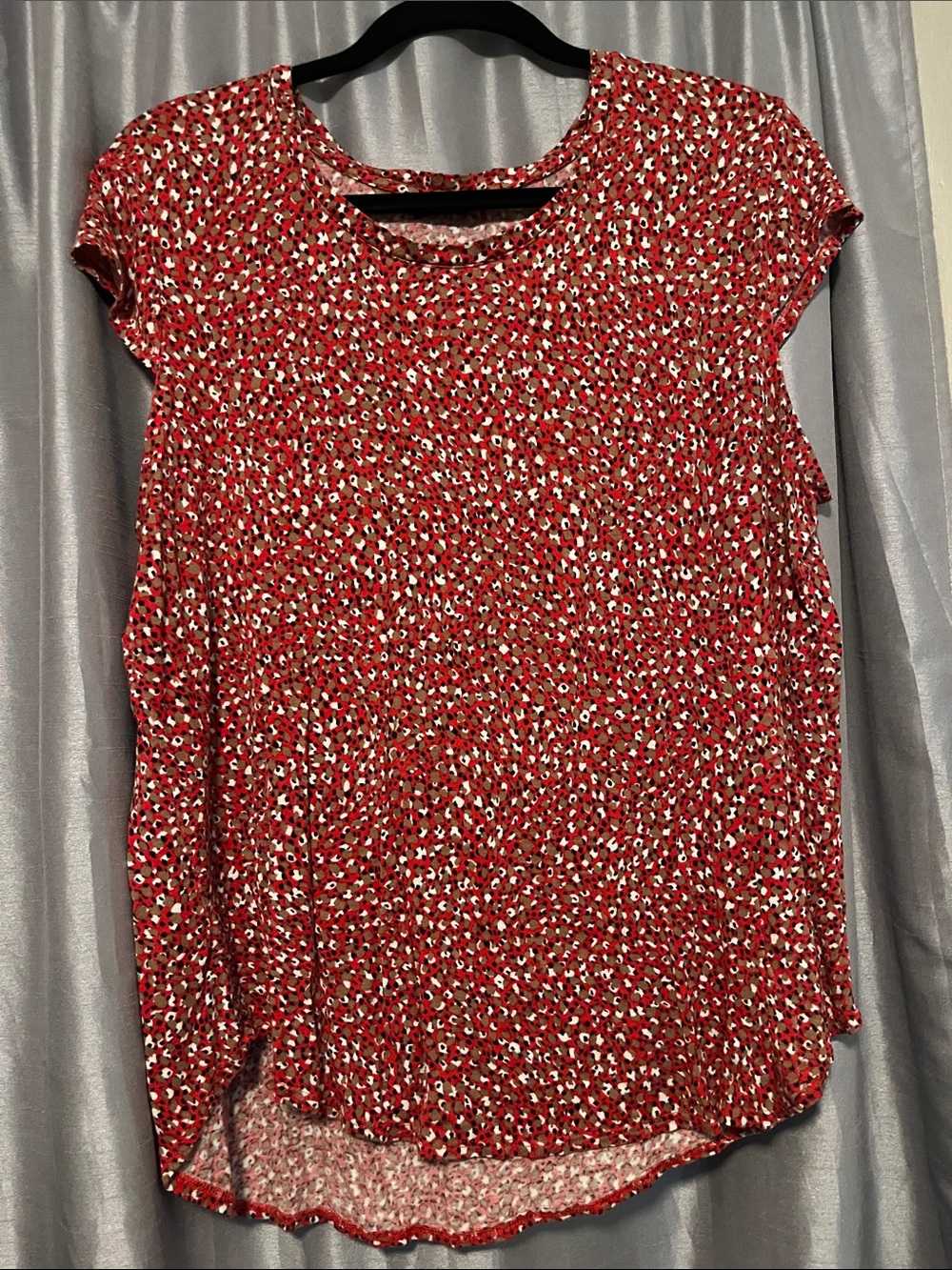 Nue Options Red Micro Floral Short Sleeve Blouse
